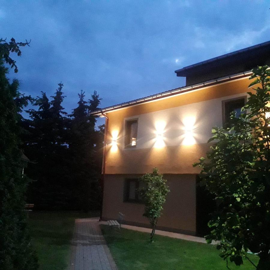 Noclegi I Restauracja Gracja Belchatow Exterior photo
